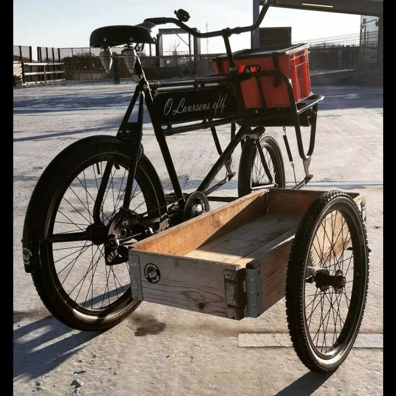 Scandinavian Side bike base frame