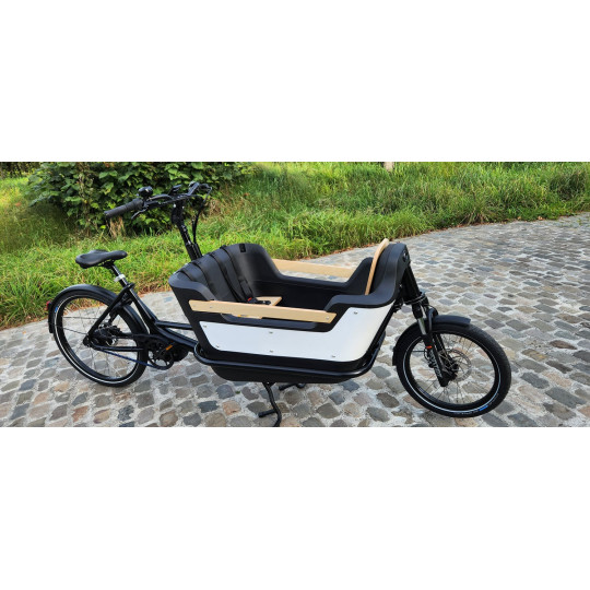 KidsCab Royal Deluxe 2 Electric Cargobike - Enviolo Carbon Gates