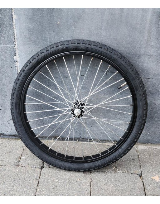 Lastenfahrrad Vorderrad Seitenrad mit Reifen