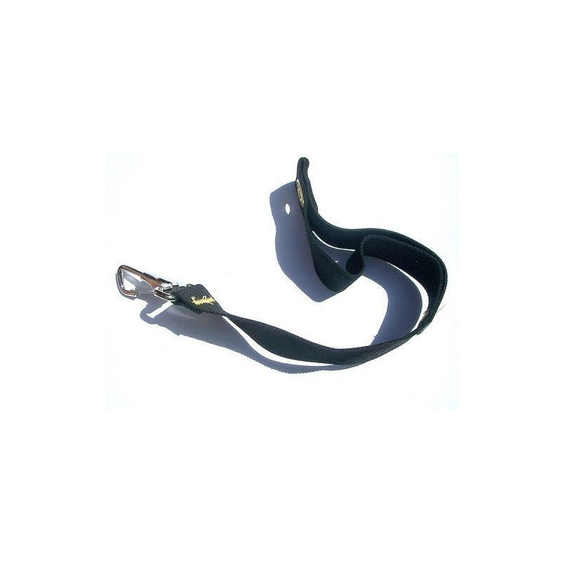 Thule safetystrap on hitcharm